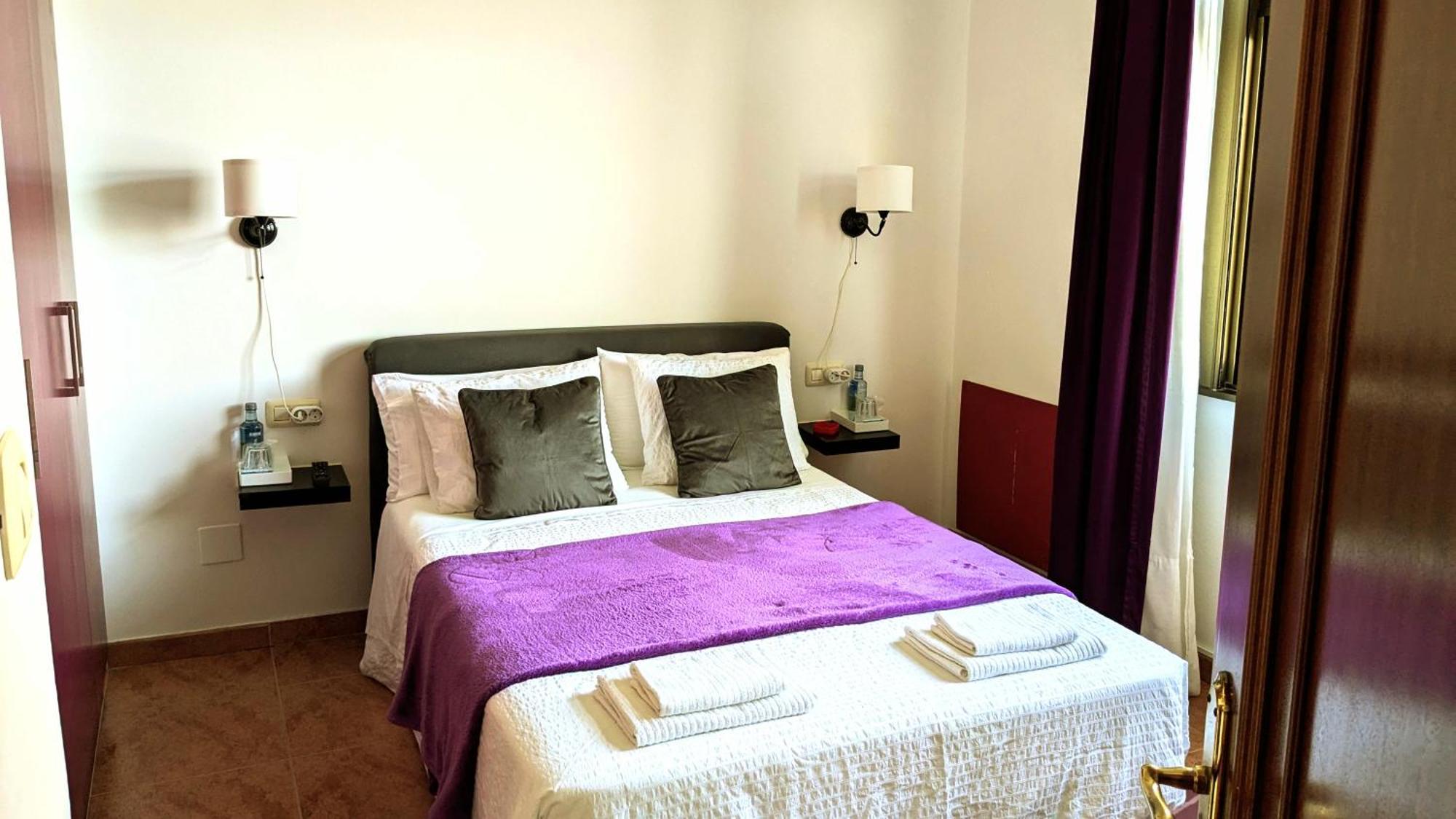 Pension Club Del Mar Cayon Bagian luar foto