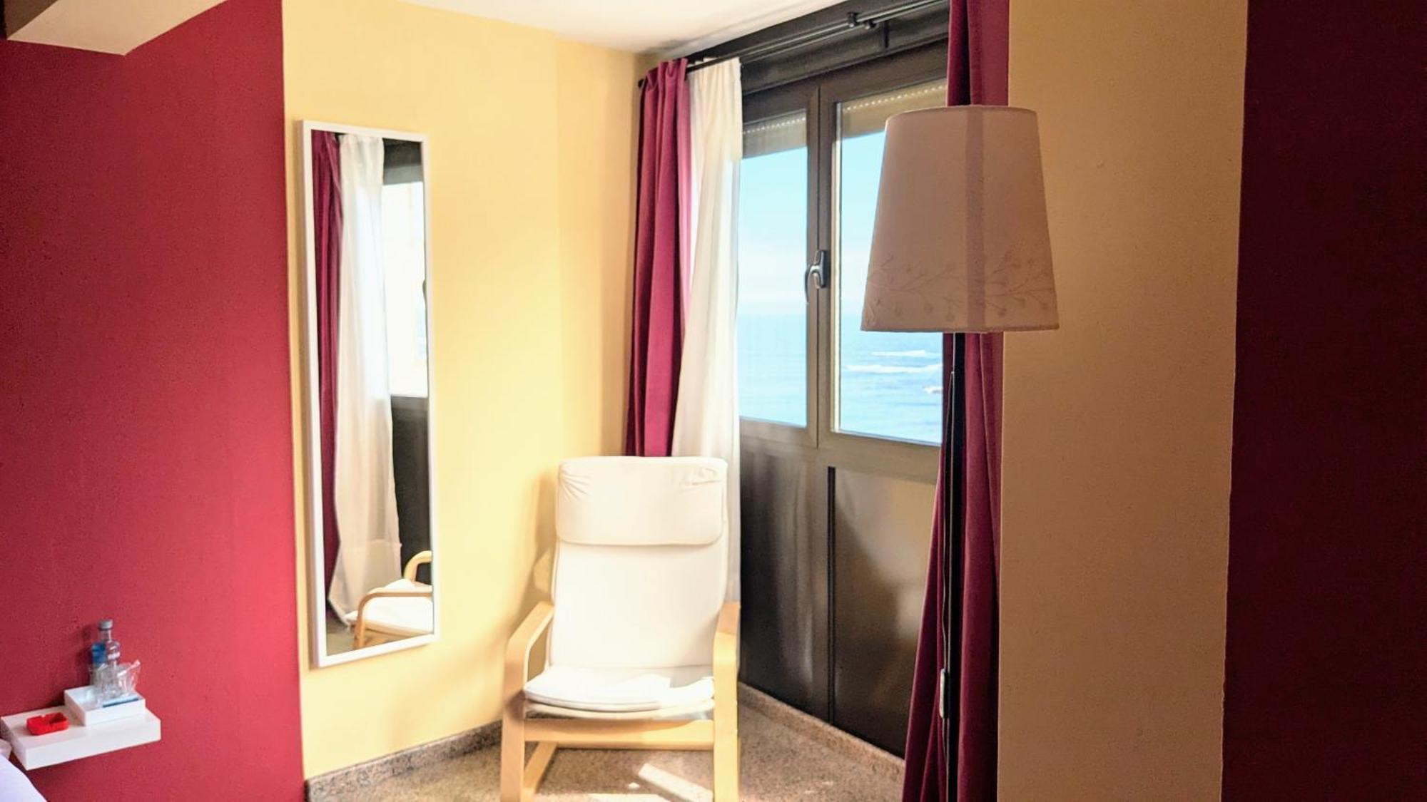 Pension Club Del Mar Cayon Bagian luar foto
