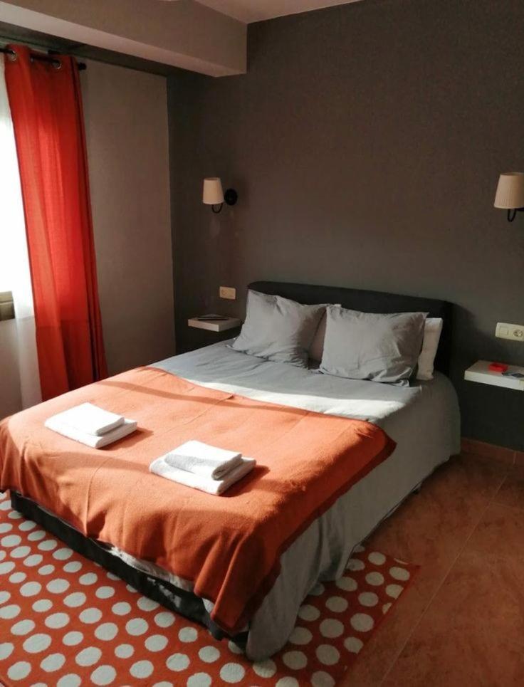 Pension Club Del Mar Cayon Bagian luar foto